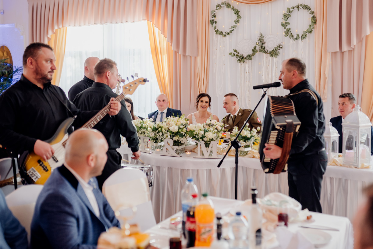 wojskowe wesele, wesele w kielcach, fotograf kielce